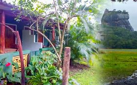Bandula Home Stay